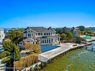 146 Long Beach Boulevard