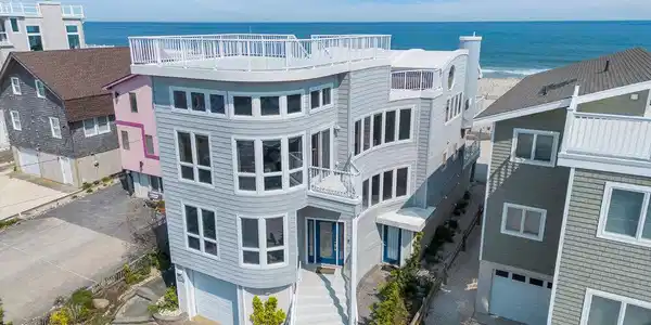 5307 S Long Beach Boulevard