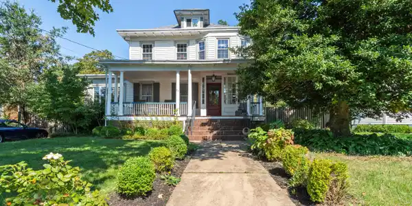 73 Maple Place
