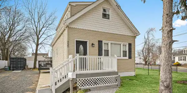 337 Shadynook Street