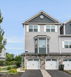33 Emily Court