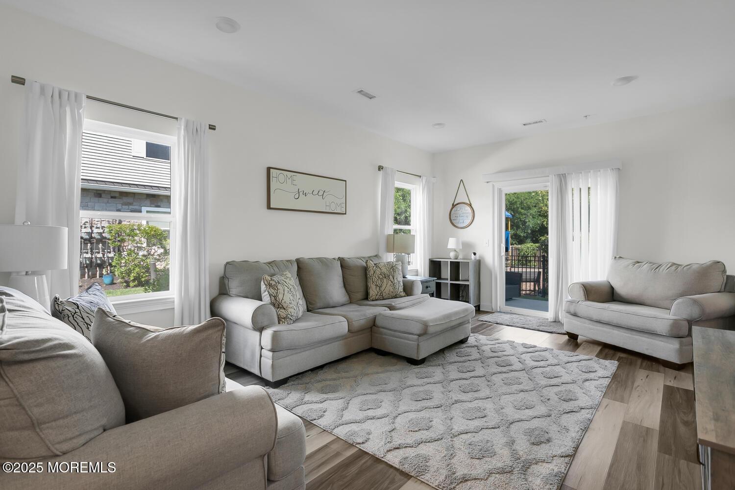 Image 2: Living Room