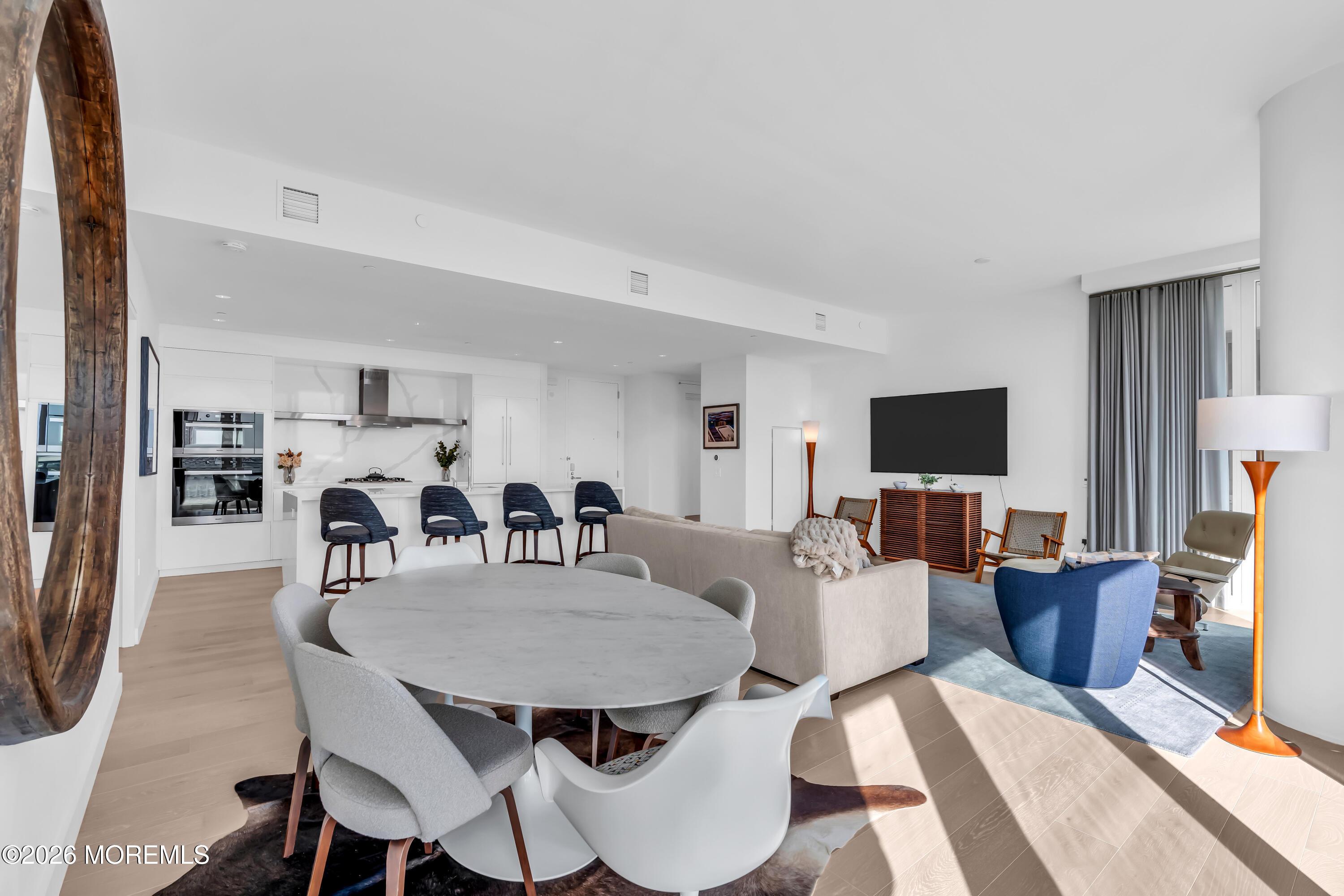 Image 2: 013_dsc02023_871