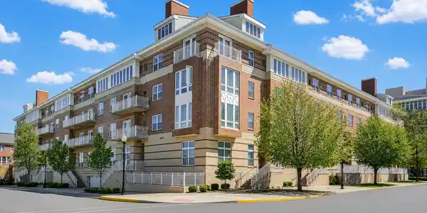 368 Rector Street Unit 414
