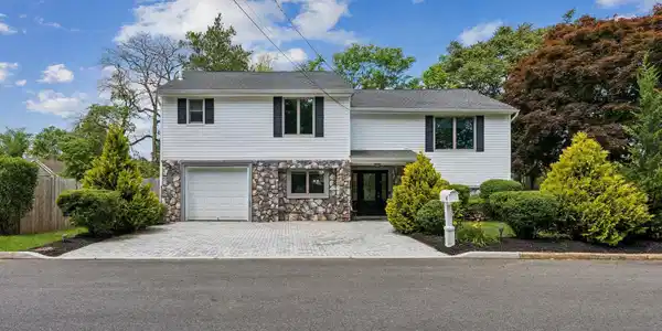 6 Clover Street