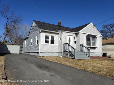 868 Woodmere Drive
