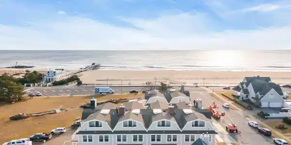 102 2nd Avenue Unit 3