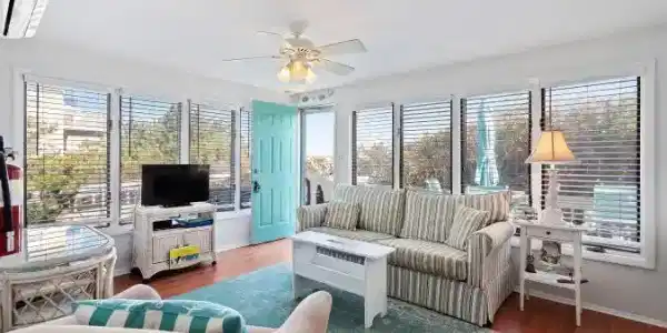 2801 S Long Beach Boulevard Unit C3