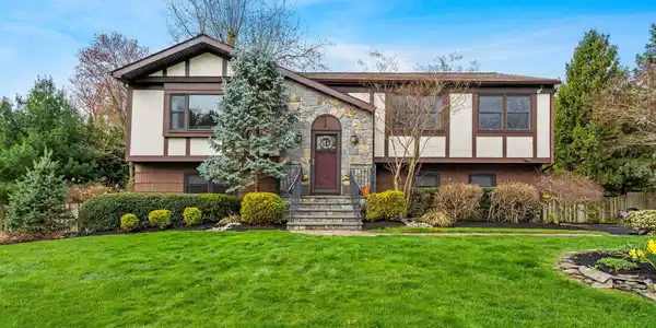141 Whispering Pines Drive
