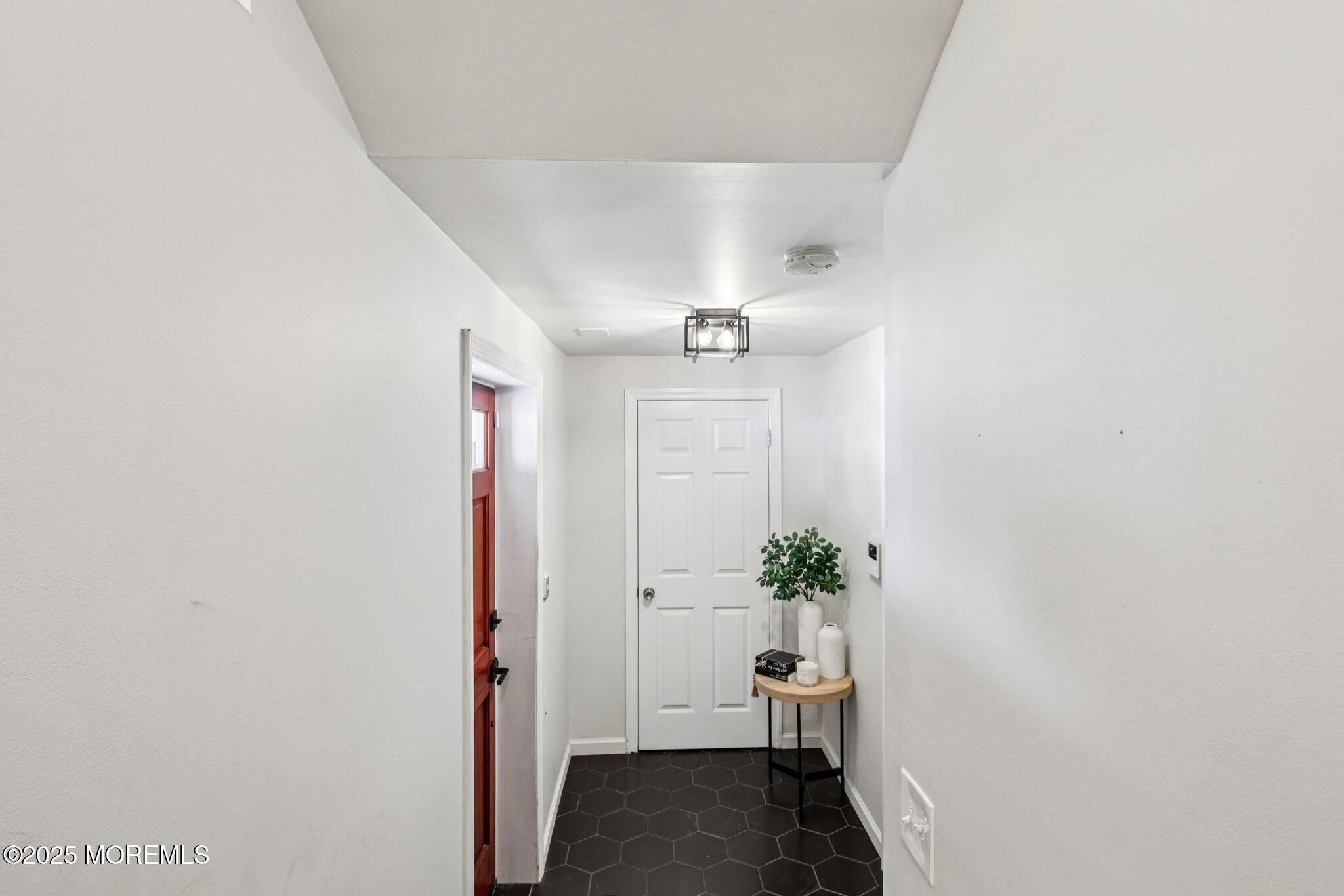 Image 3: .
