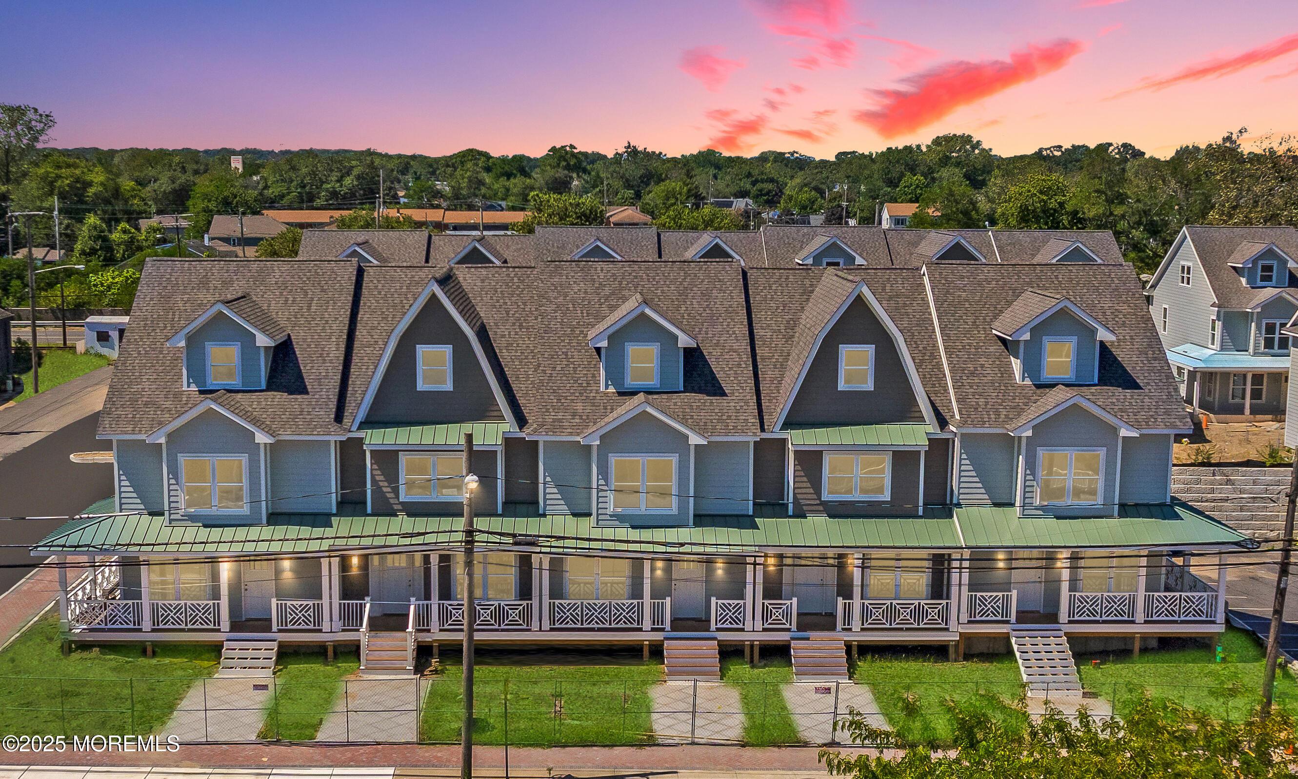 Image 2: front view zoomed in (3)