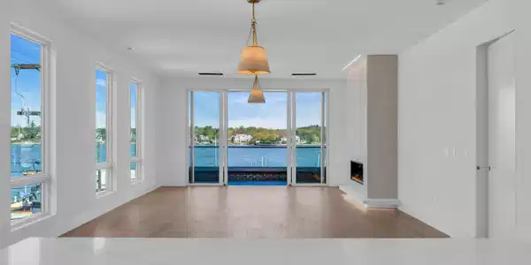 4 Boat Club Court Unit 2A