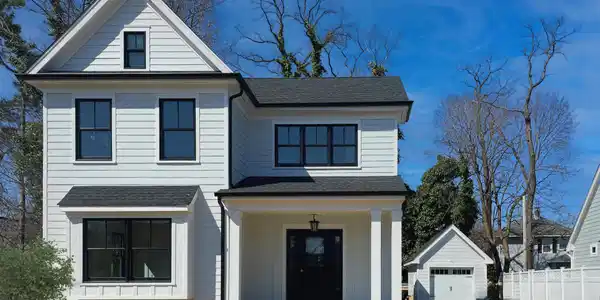 24 Colonial Court
