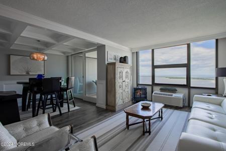 1 Scenic Drive Unit 1409