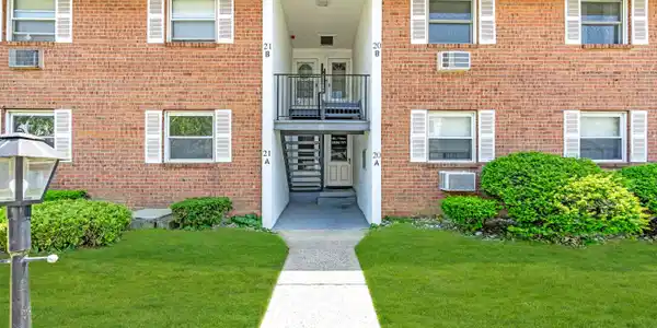 735 Greens Avenue Unit 21A