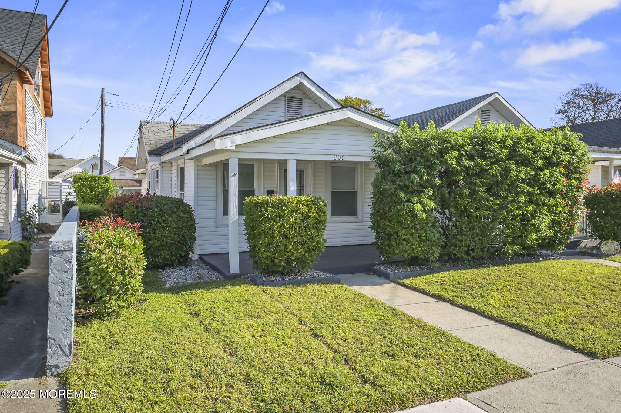 Image 2: 2-web-or-mls-PDZ_6357