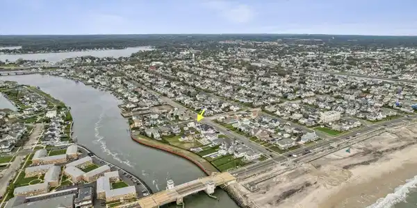 Image 4: 6-web-or-mls-VMD006Drone