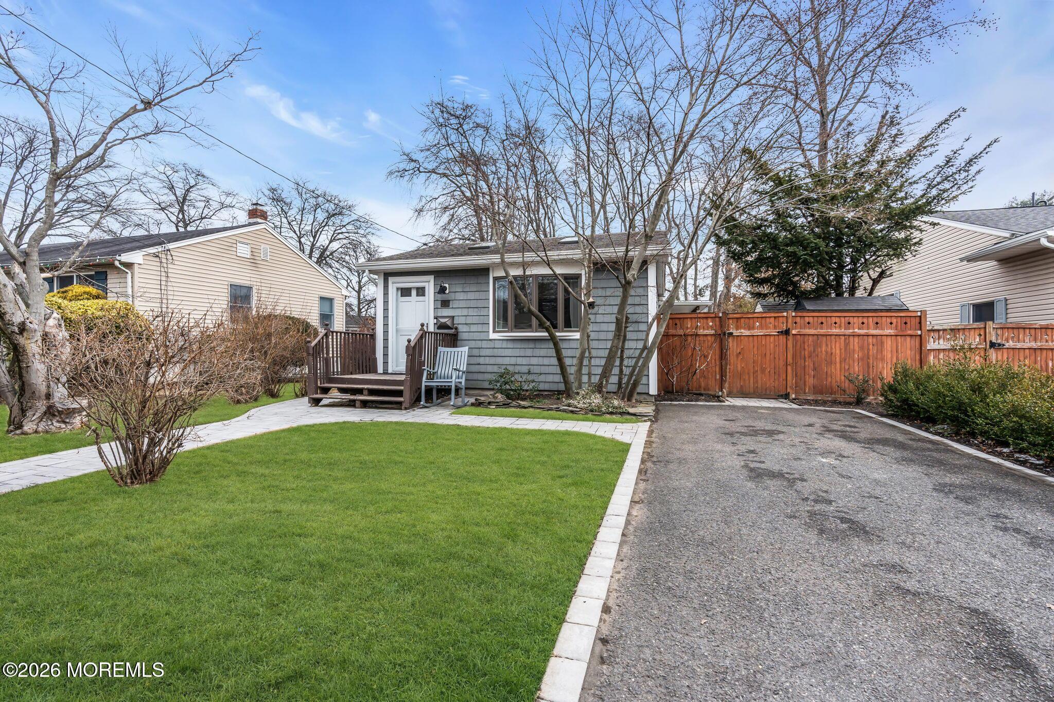 Image 4: 5-web-or-mls-DSC05555-1