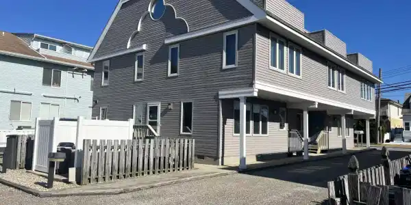 1707 Boulevard Unit 1