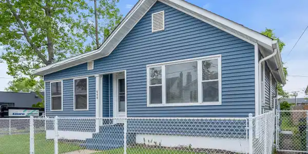 640 Redmond Avenue