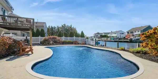 1505 Bel Aire Court E