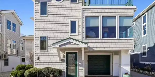 42 W Cape Cod Lane