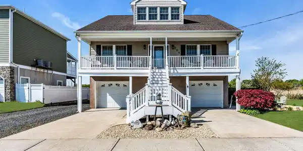 704 Front Street