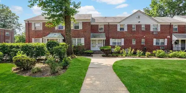 147 Manor Drive