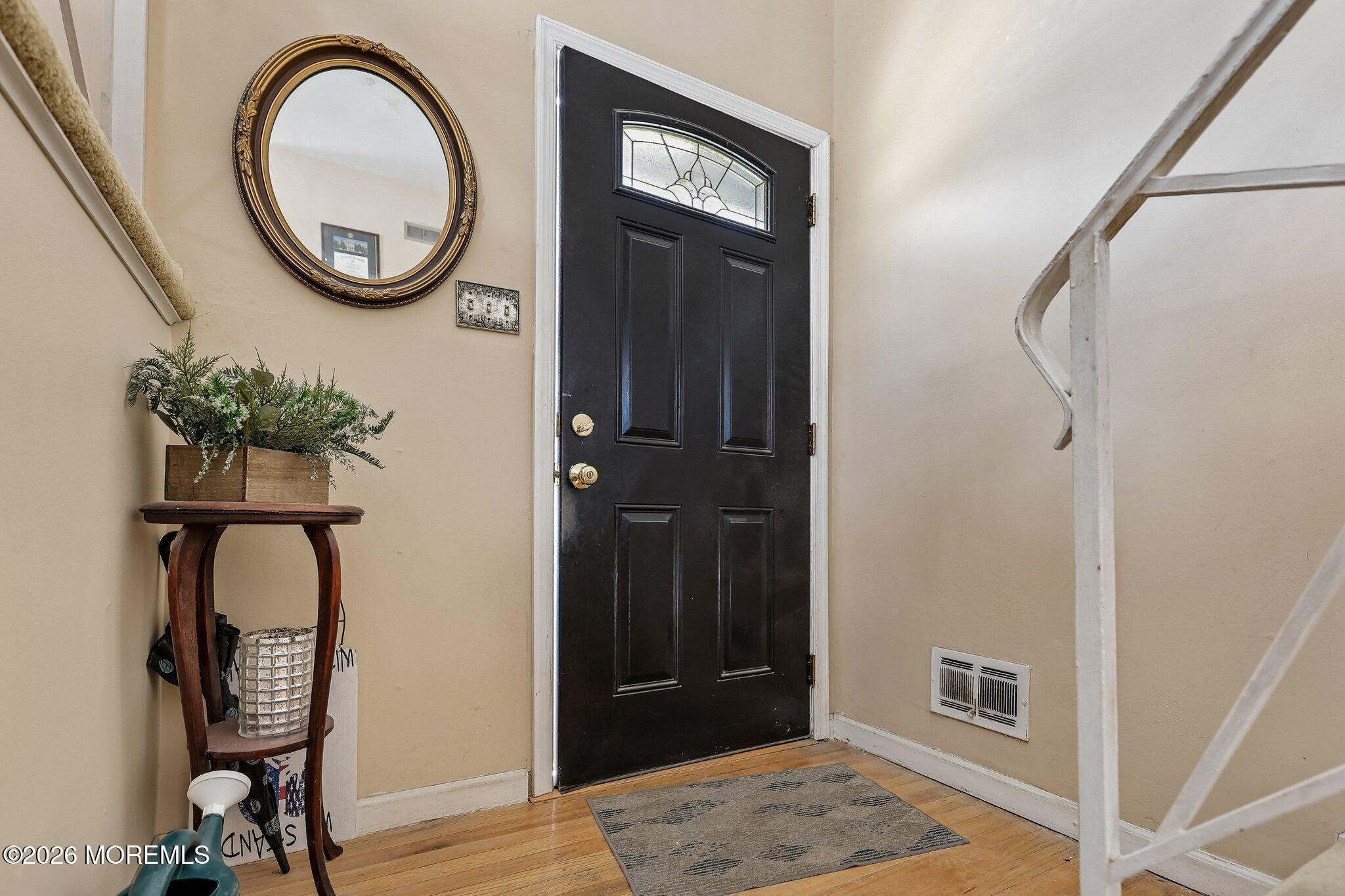 Image 2: Foyer