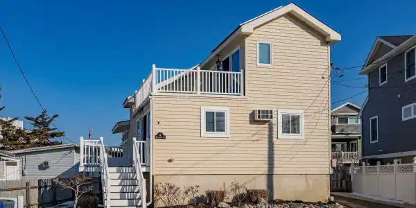 1A W Louisiana Avenue Unit 1