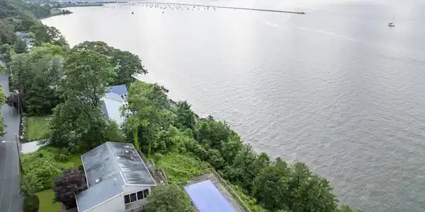 38 Bayside Drive