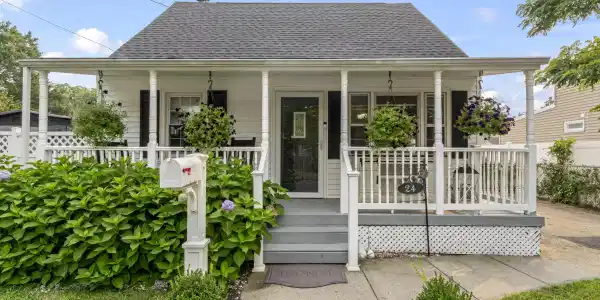 24 Woody Terrace