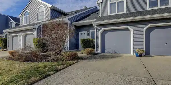 29 Shore Drive