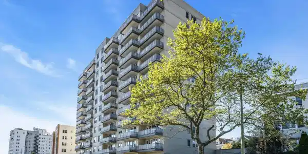 510 Deal Lake Drive Unit 6B