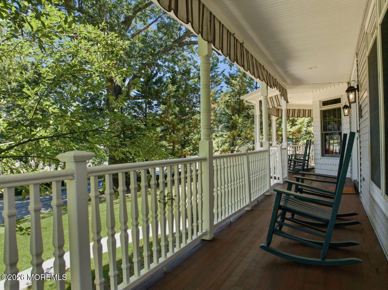 Image 2: Wrap-around Porch
