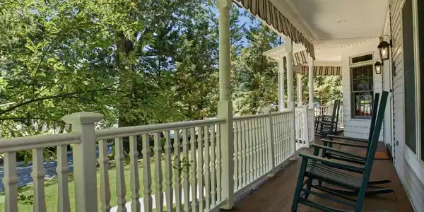 Image 2: Wrap-around Porch