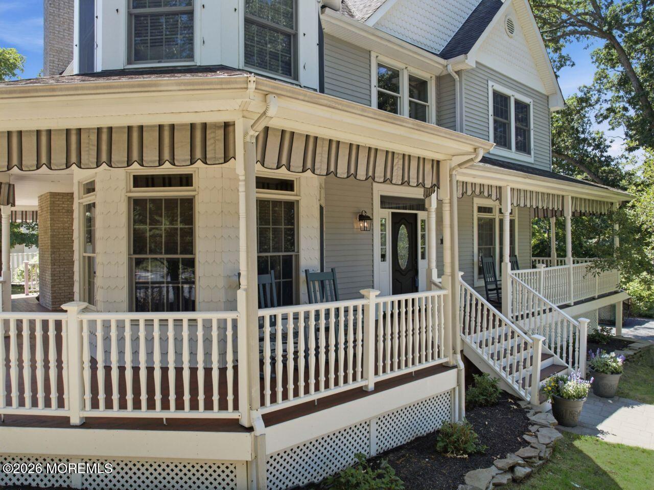 Image 3: Wrap Around Porch