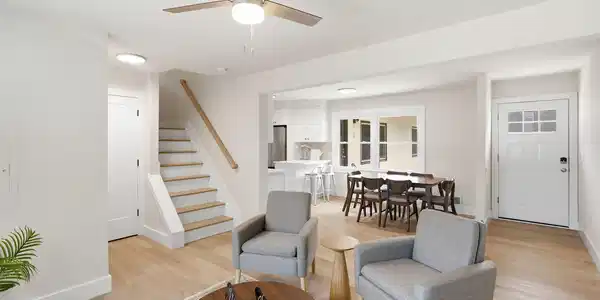 Image 4: Living and Dining