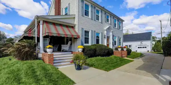 309 Spier Avenue