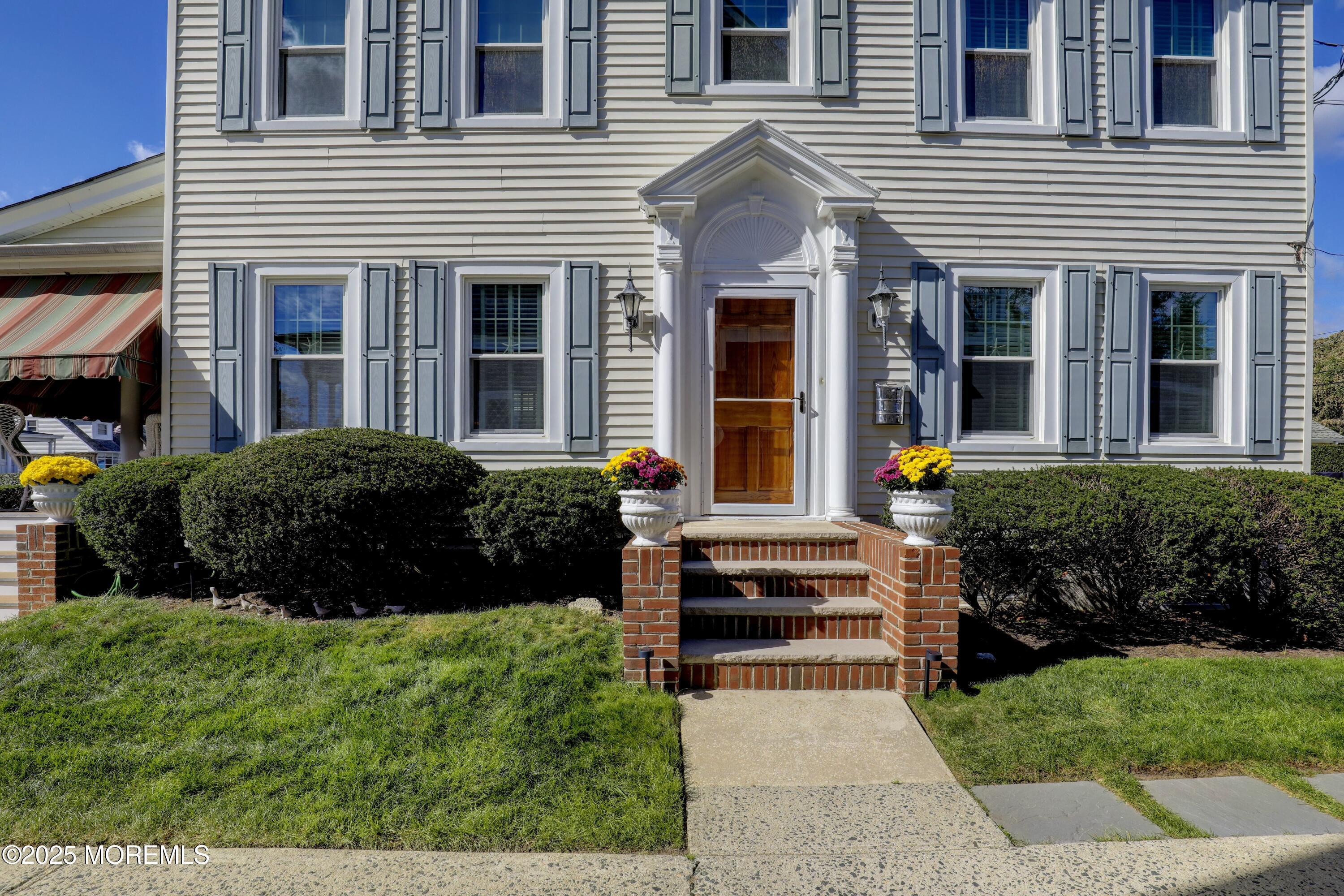 Image 3: 11-Front of Home-min