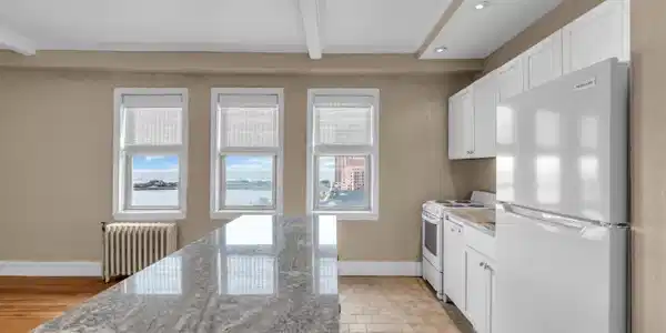 400 Deal Lake Drive Unit 7C