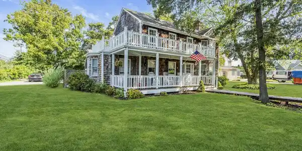 2 Cedar Drive