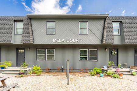 75 Grand Central Avenue Unit Courtyard