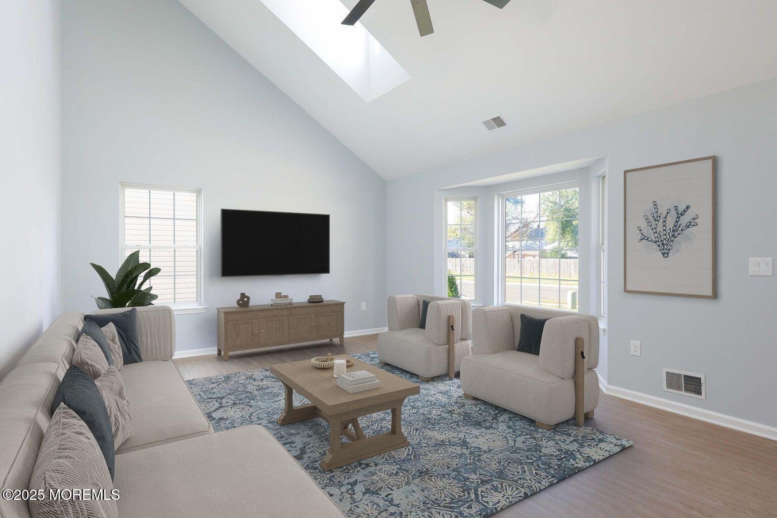 Image 2: 4 Ellison LVRM