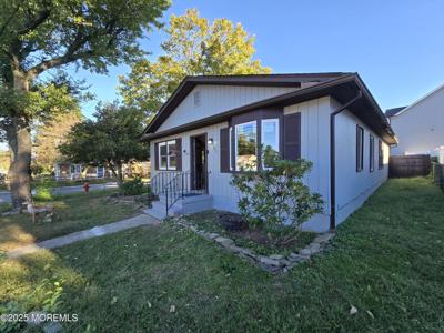 871 S Concourse Road S