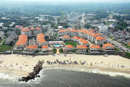 17 Riviera Drive