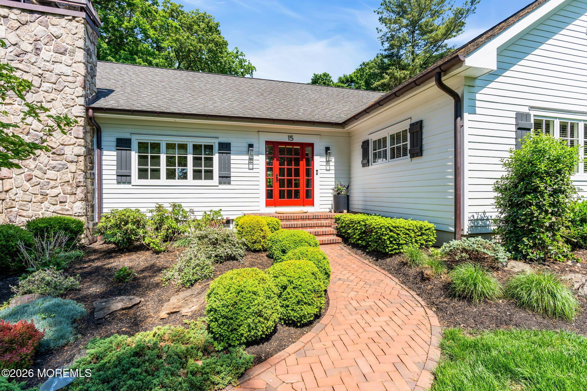 Image 3: Front Walkway