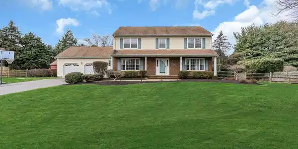 3 Green Meadow Drive