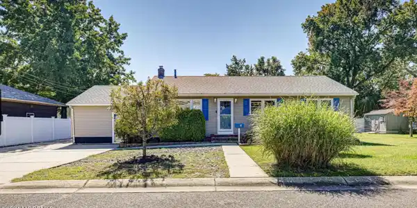 8 Poplar Street