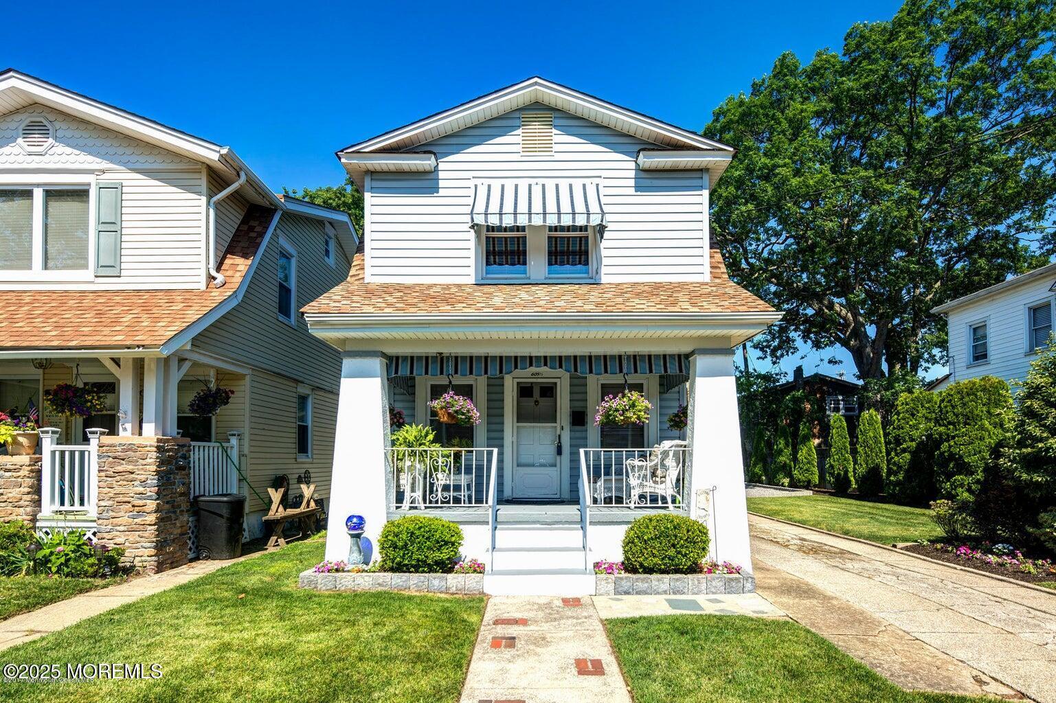 Image 3: Front house from street